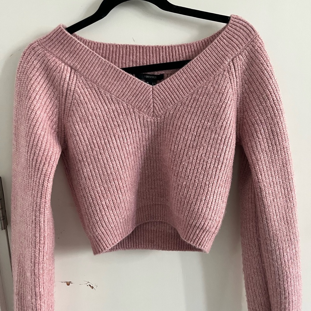 Forever 21 Light Pink V-Neck Ribbed Cropped Sweater